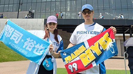 ファイターズのファンたち